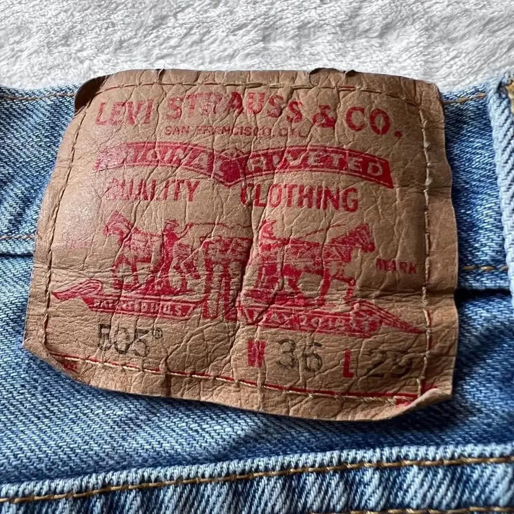 Levi’s 505 regular fit vintage blue jeans Men's size 34x28